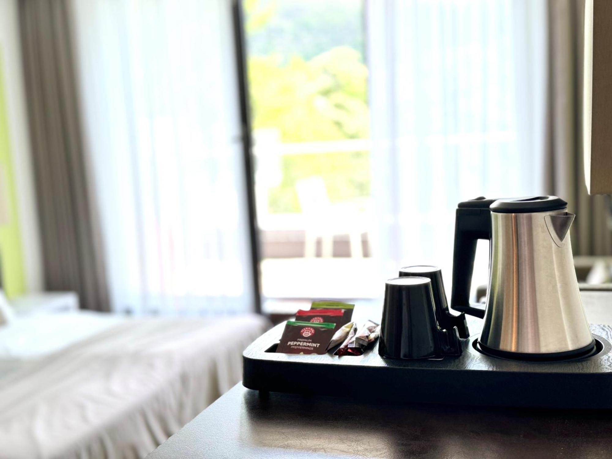 Hotel Im Schulhaus 로르히 암 르하인 외부 사진